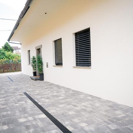 Anita'S Studio Apartments Ljubljana Ngoại thất bức ảnh