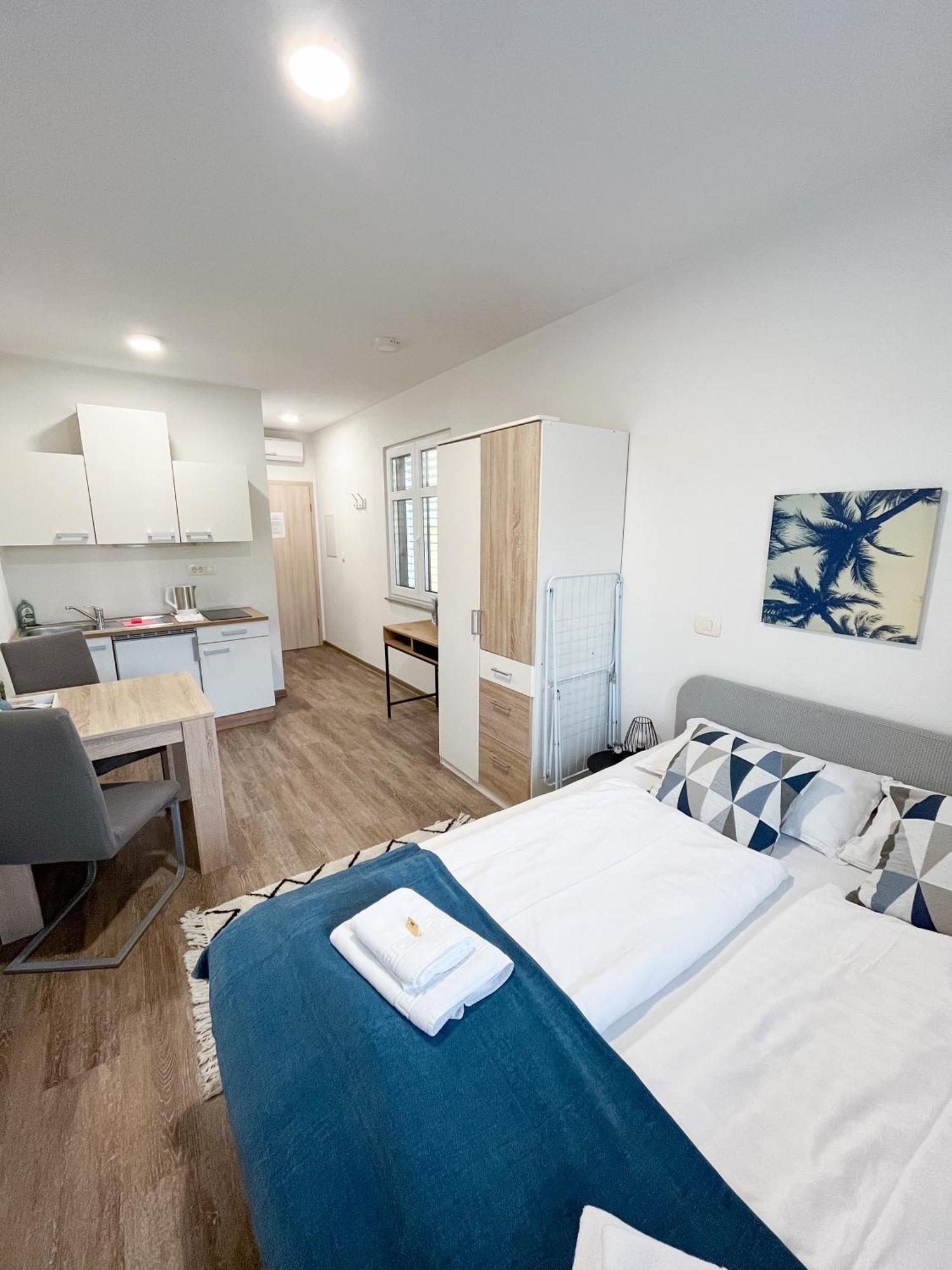 Anita'S Studio Apartments Ljubljana Ngoại thất bức ảnh
